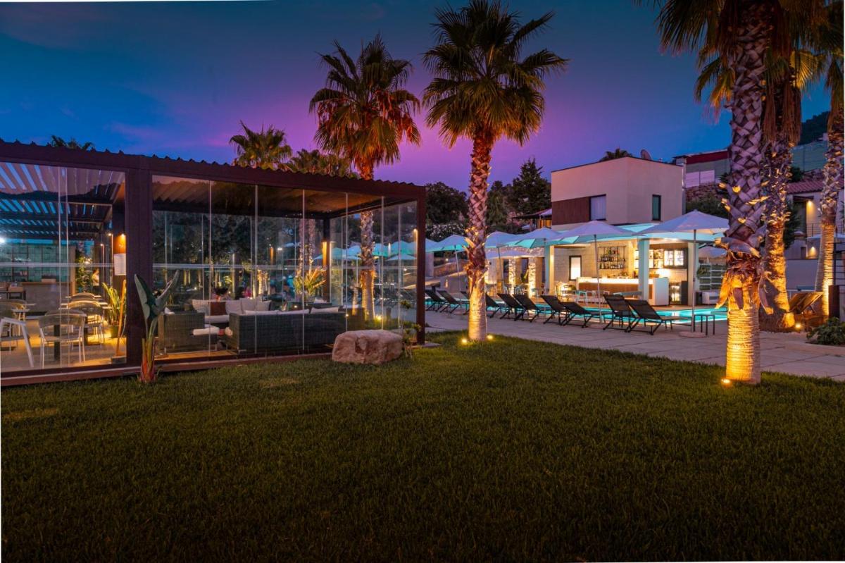 Insulae Resort