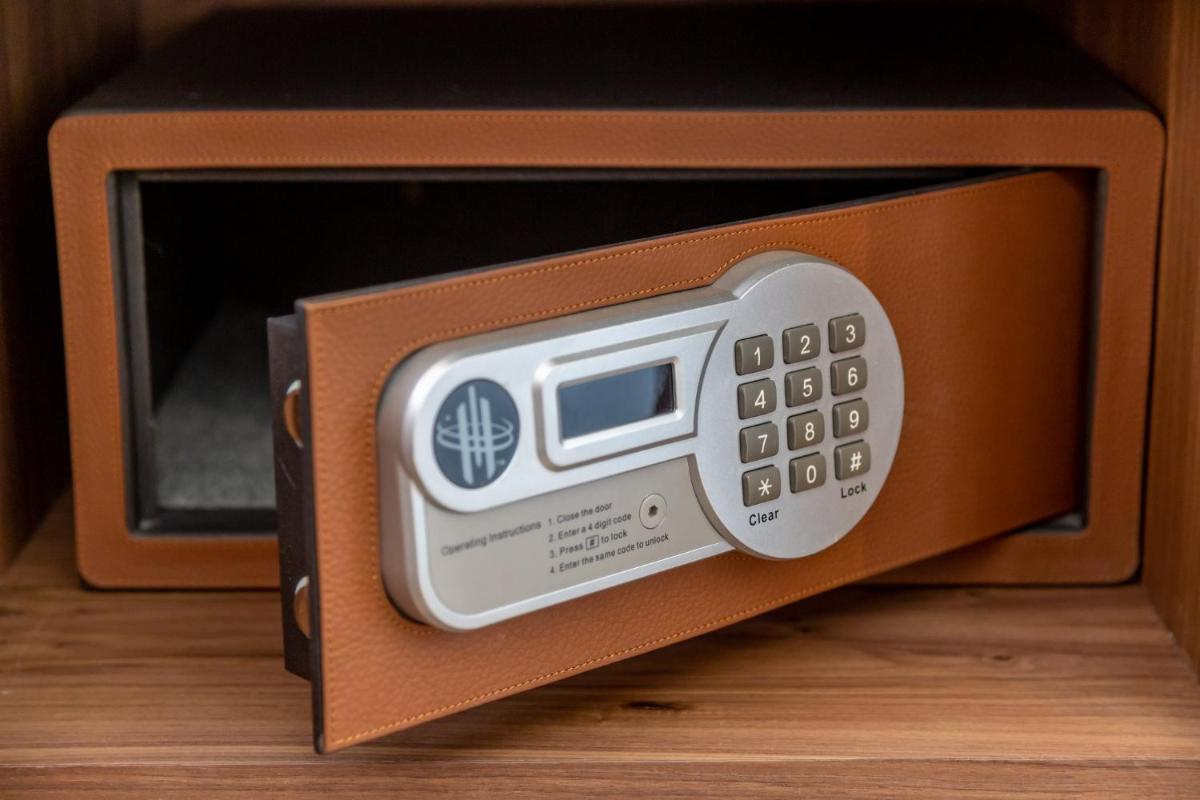 InterContinental Paris Champs Elysées Etoile by IHG