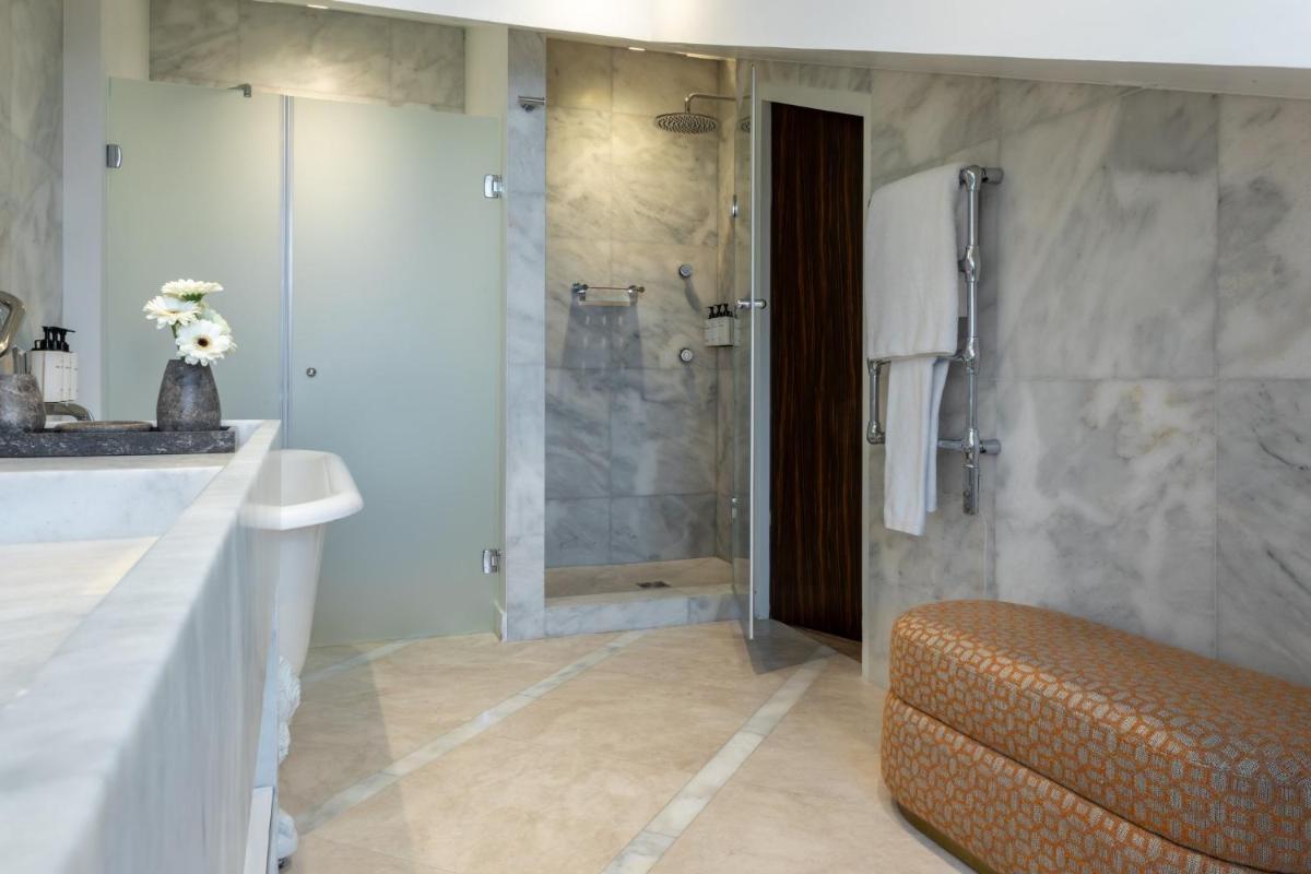 InterContinental Paris Champs Elysées Etoile by IHG