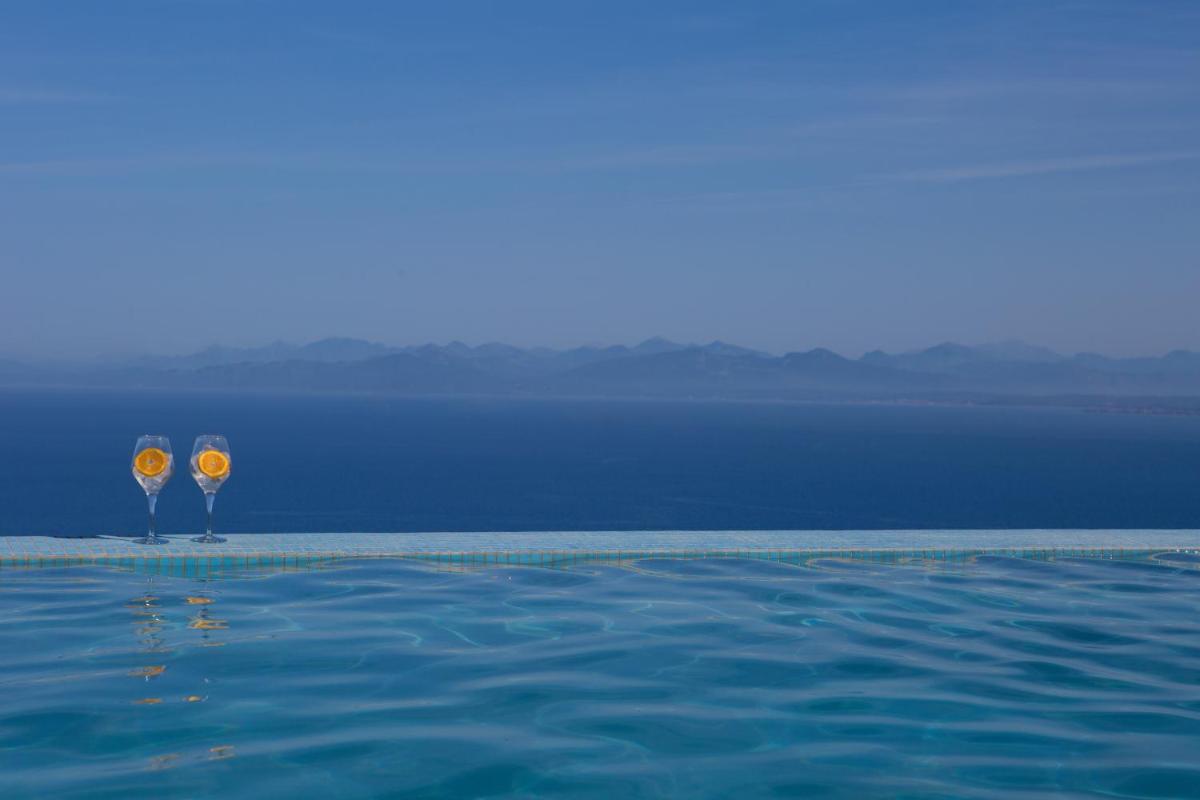 Ionian Horizon Villas