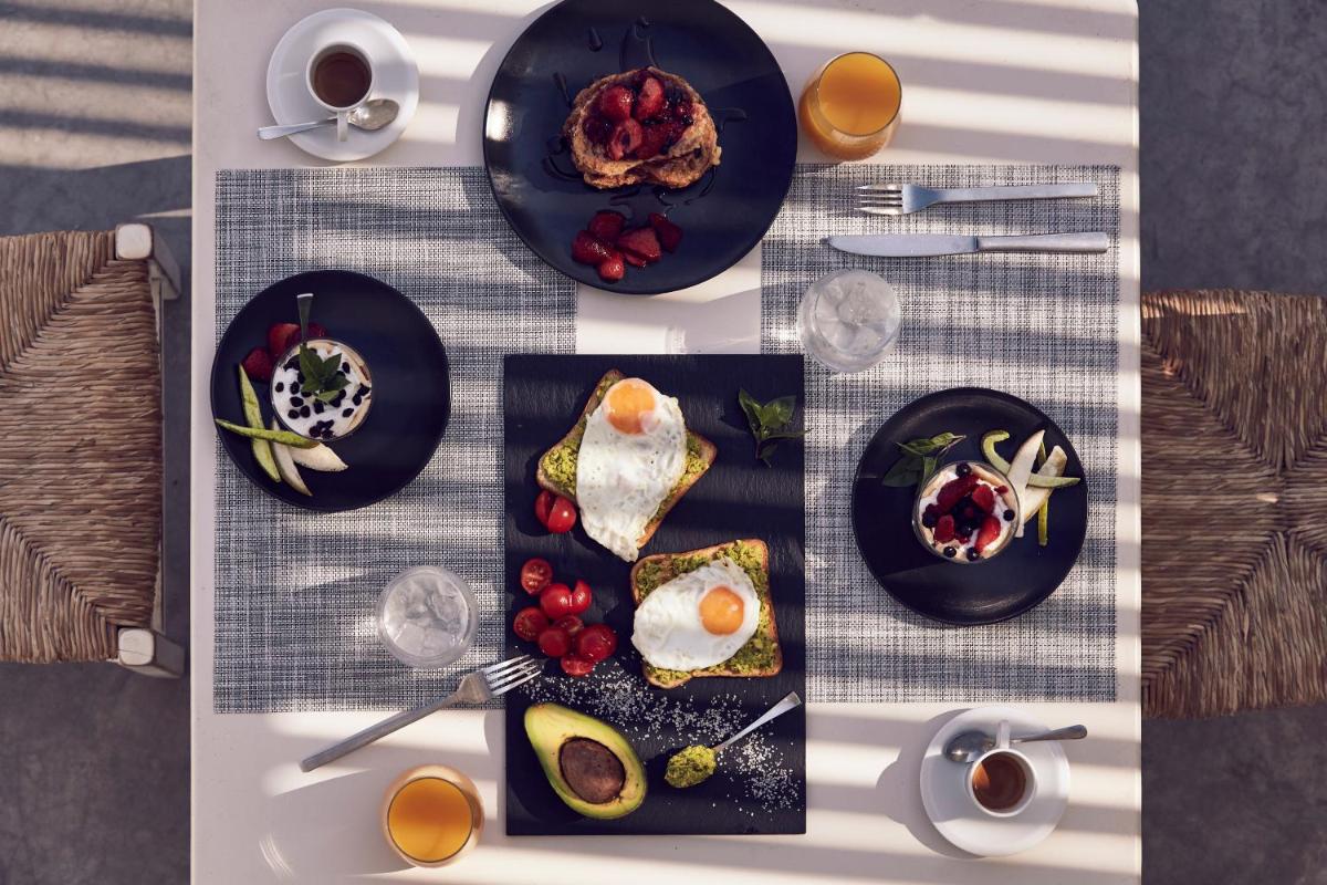 Ios Palace Hotel & Spa