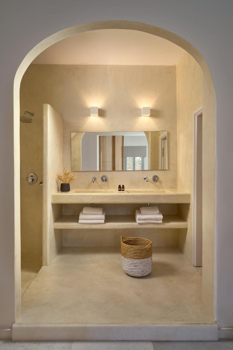 Ios Palace Hotel & Spa