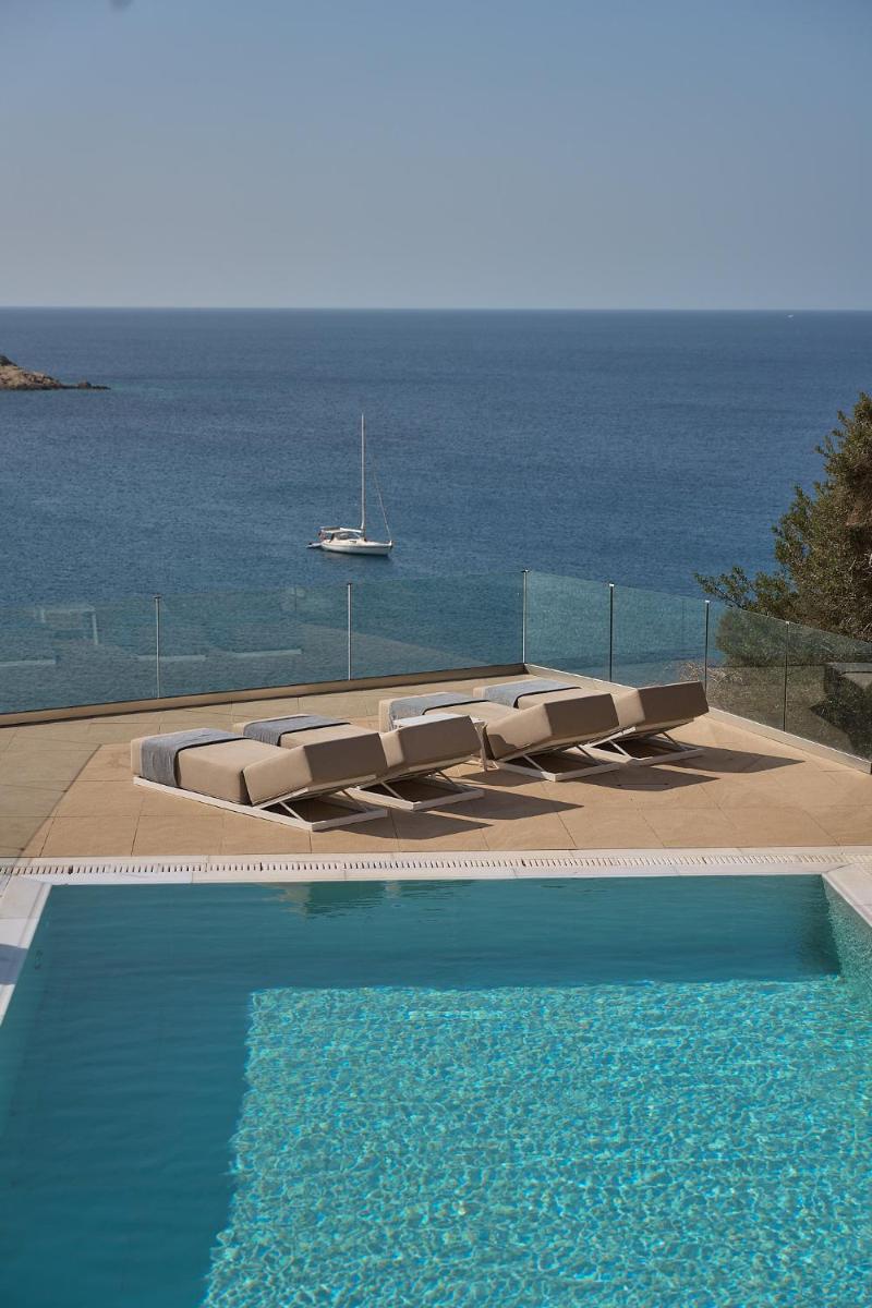 Ios Palace Hotel & Spa