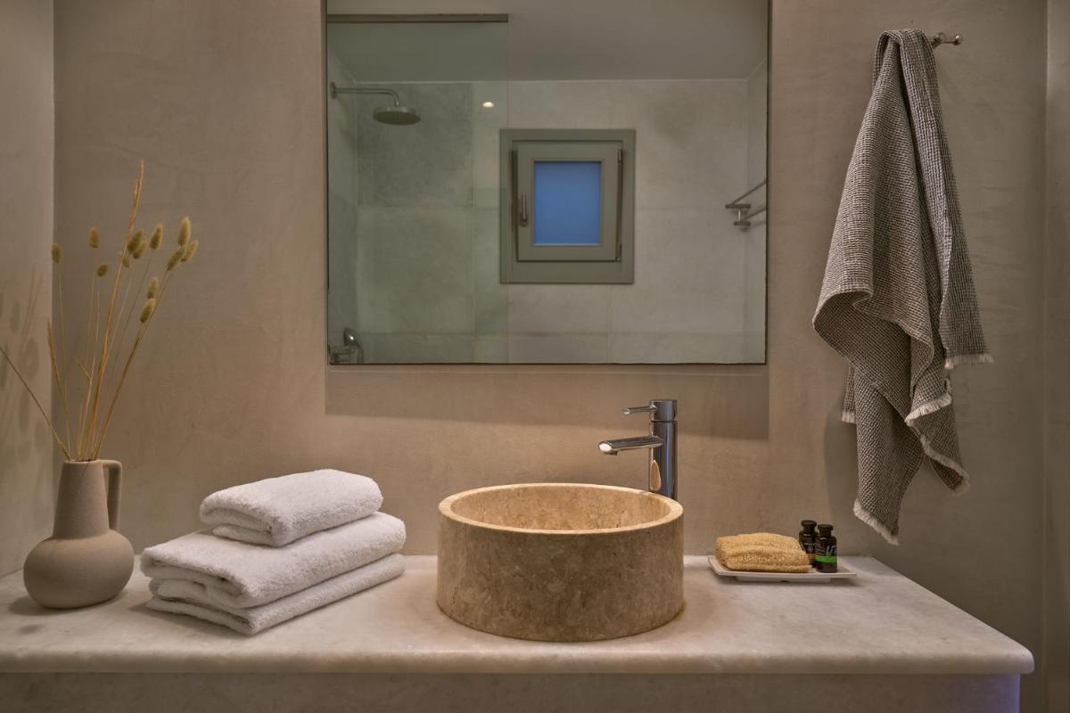 Ios Palace Hotel & Spa