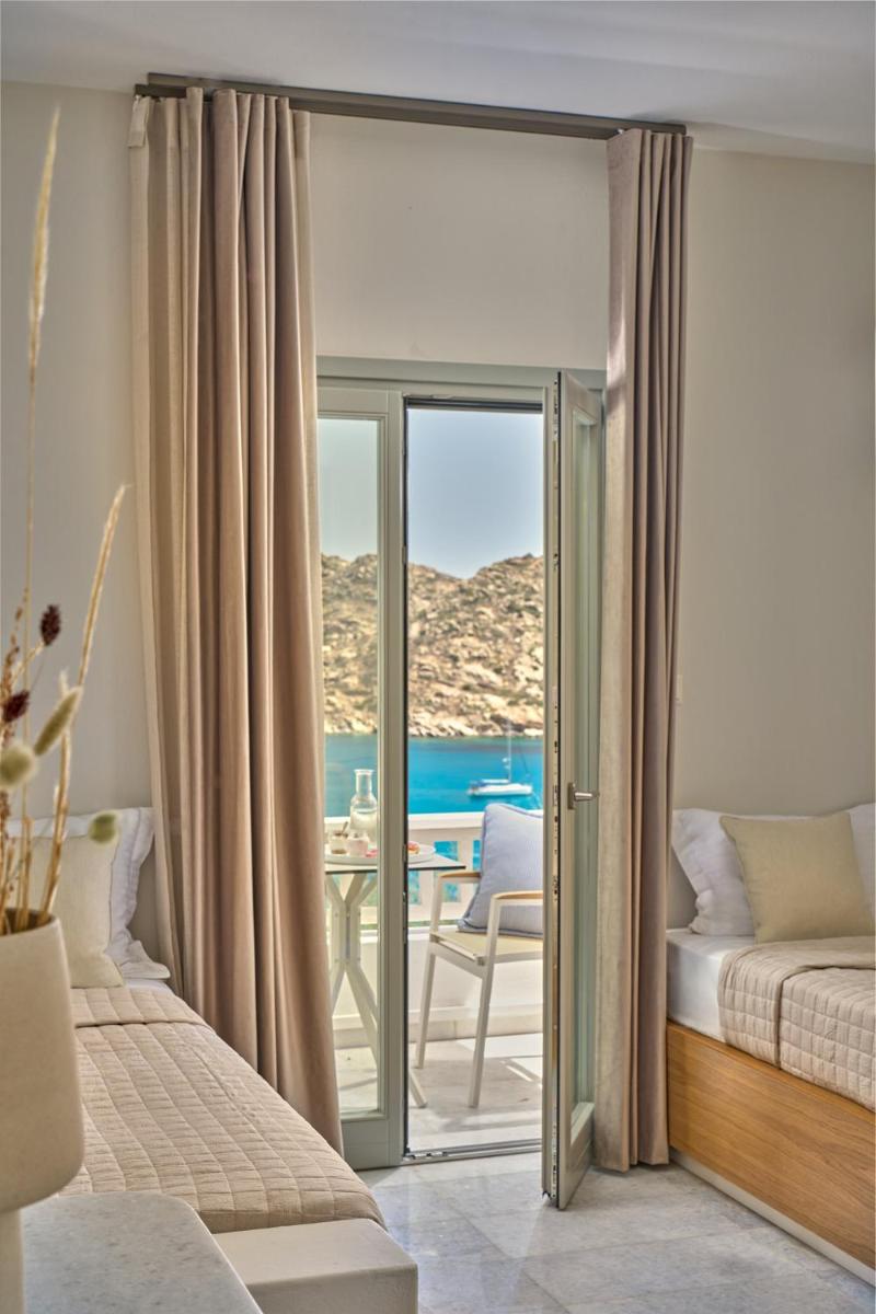 Ios Palace Hotel & Spa