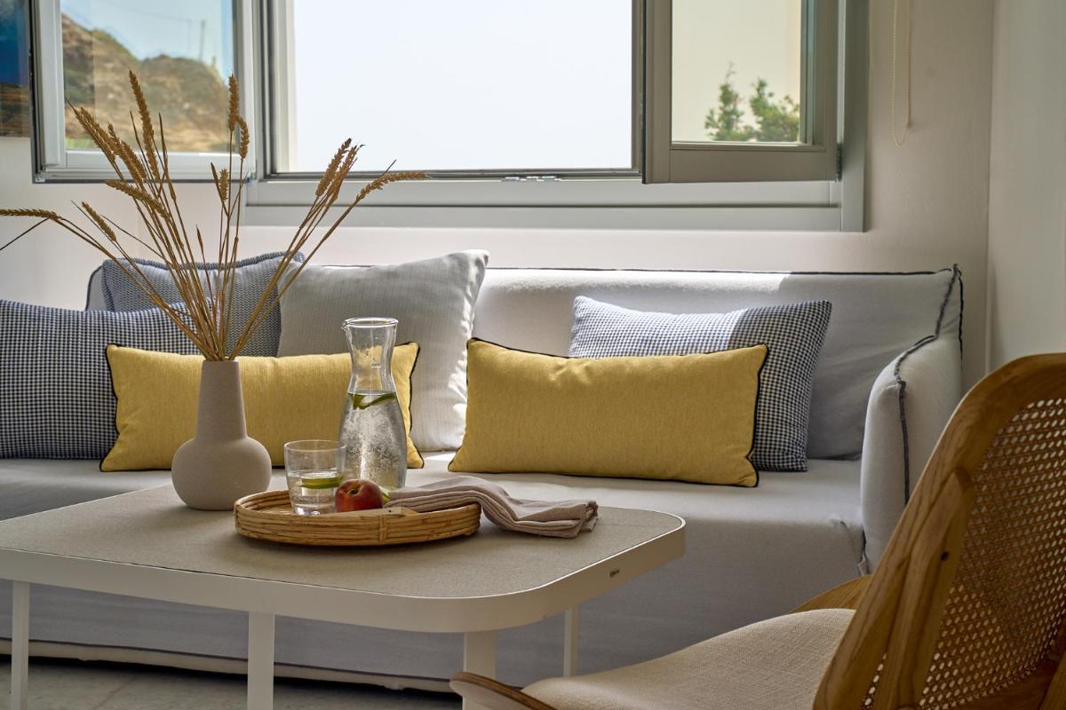 Ios Palace Hotel & Spa