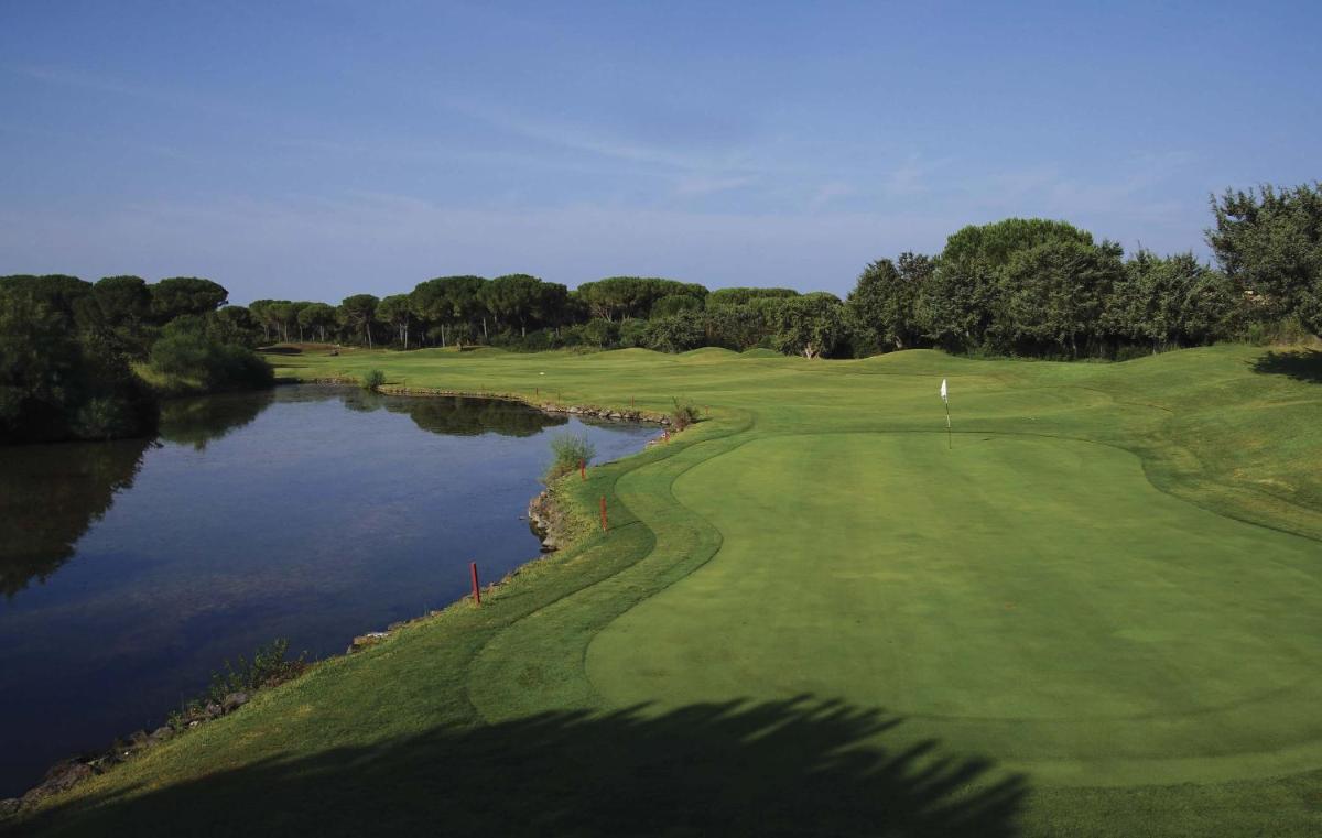Is Arenas Private Golf Foresterie - Unlimited golf included