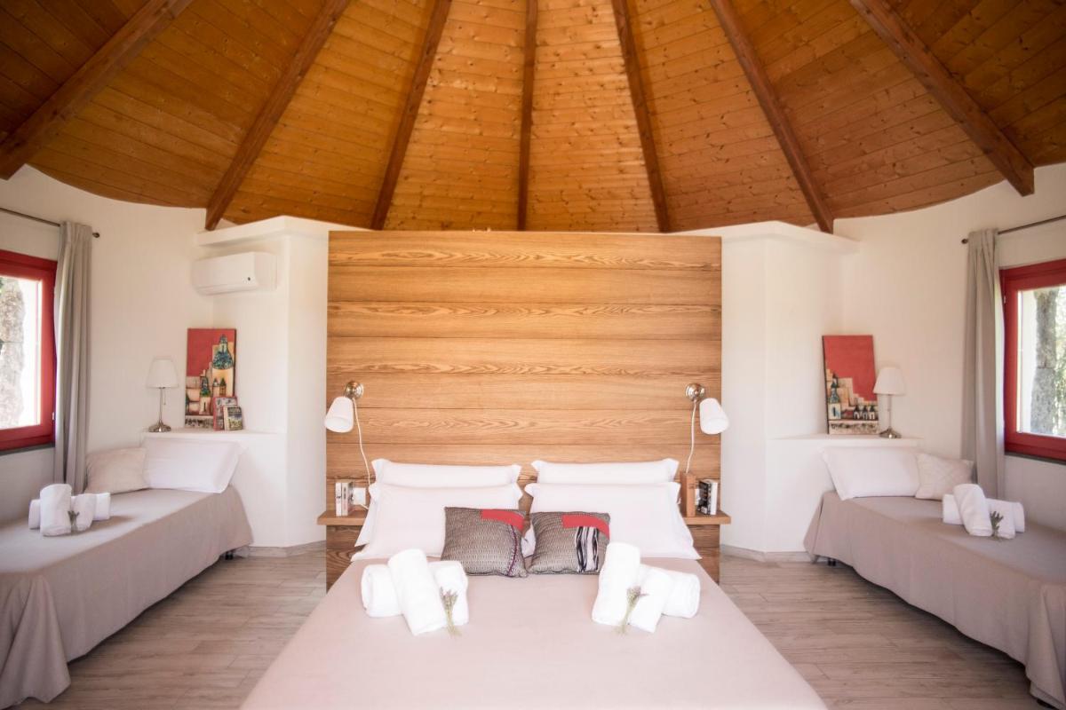 Is Cheas wine farm boutique hotel