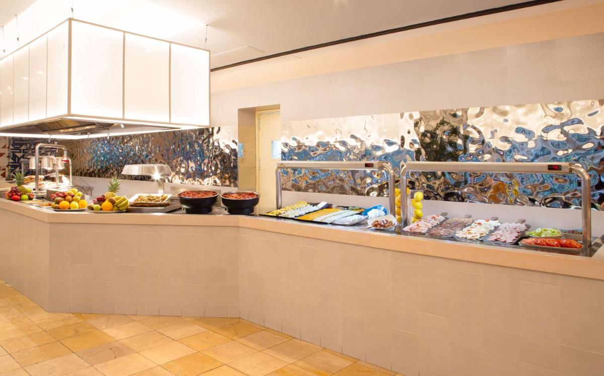 DoubleTree by Hilton Islantilla Beach Golf Resort