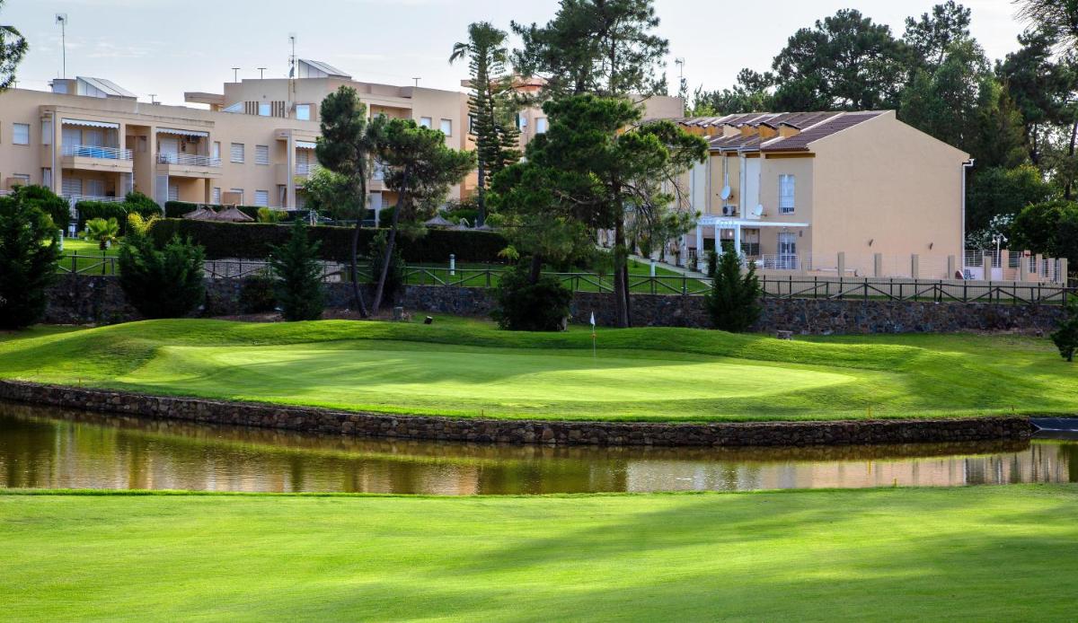 DoubleTree by Hilton Islantilla Beach Golf Resort