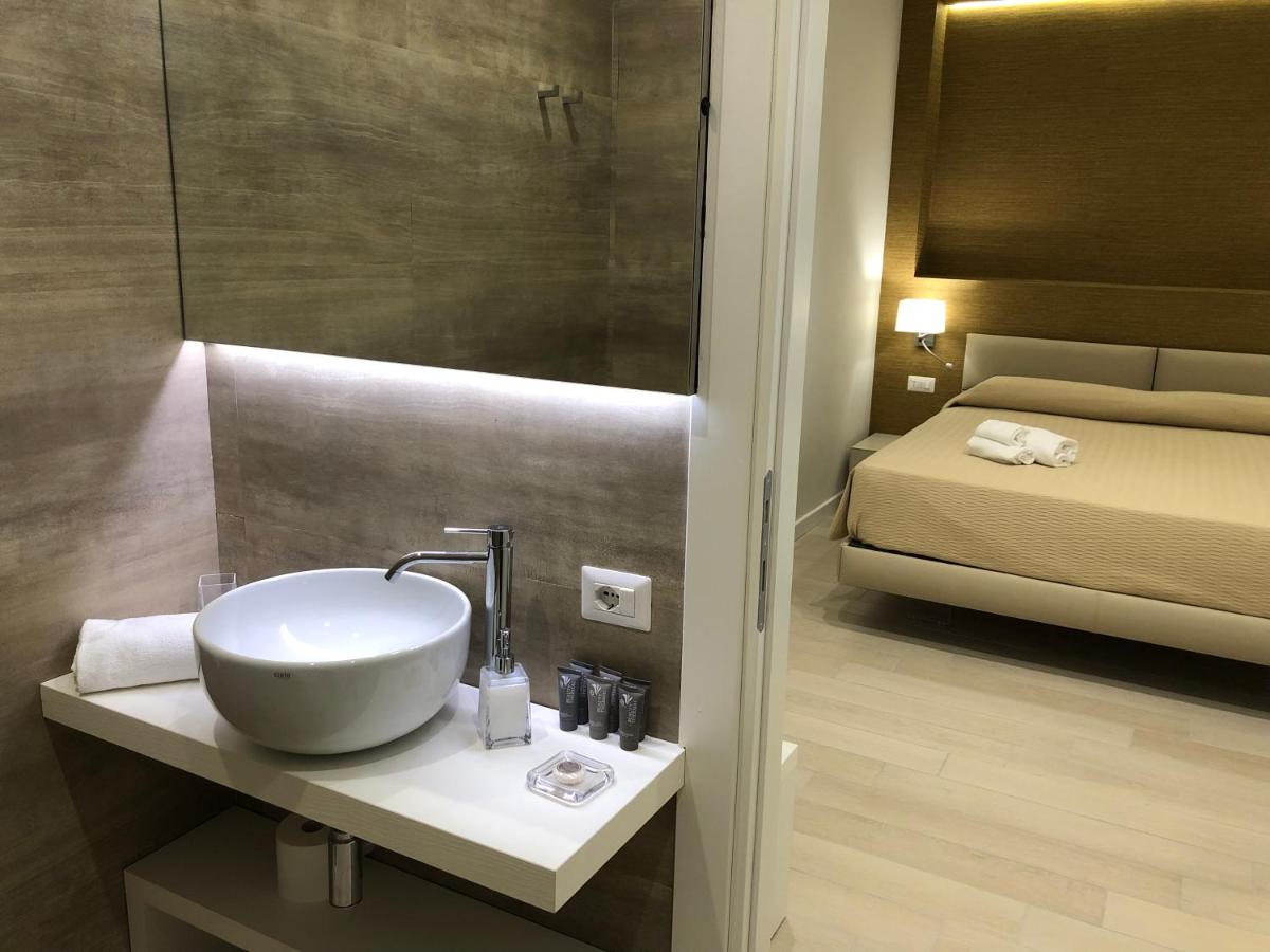 Isola Bella Infinity Suites