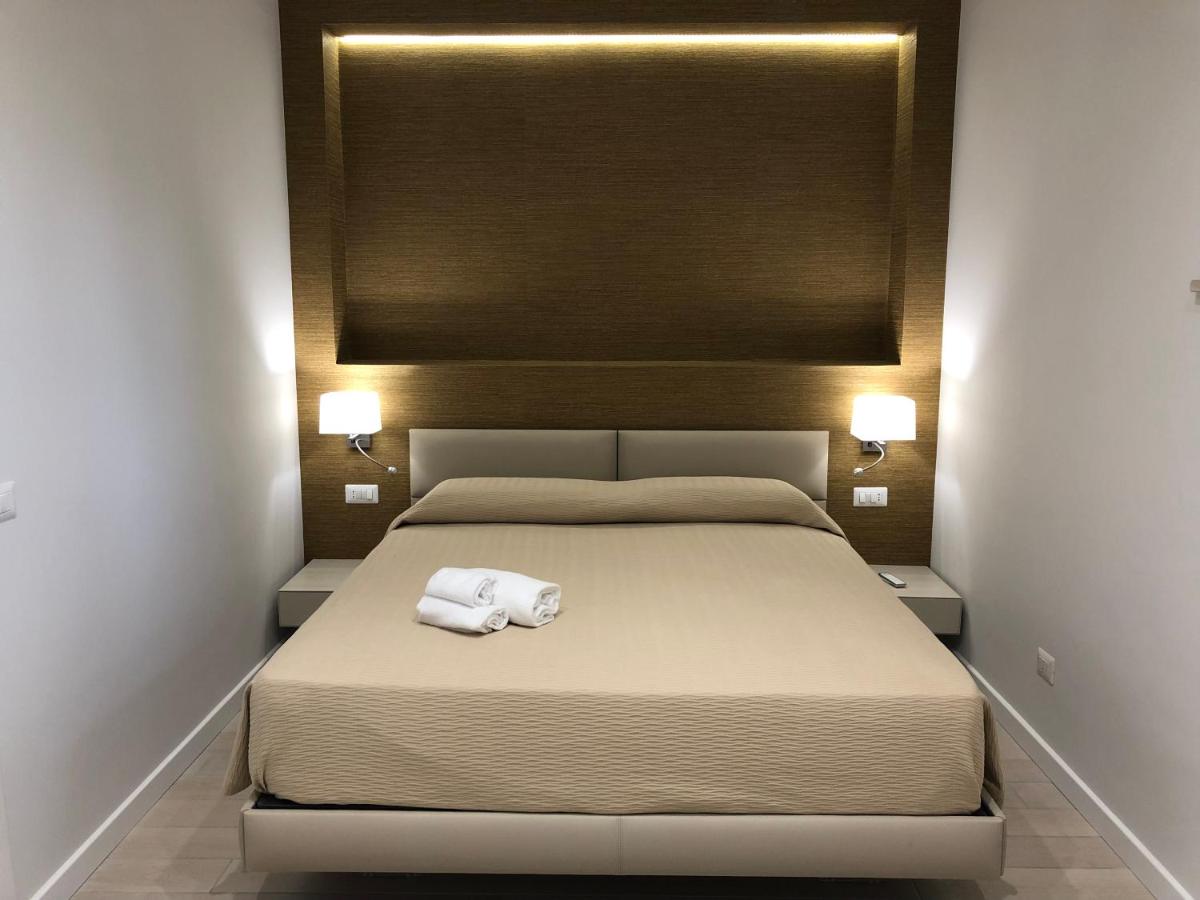 Isola Bella Infinity Suites