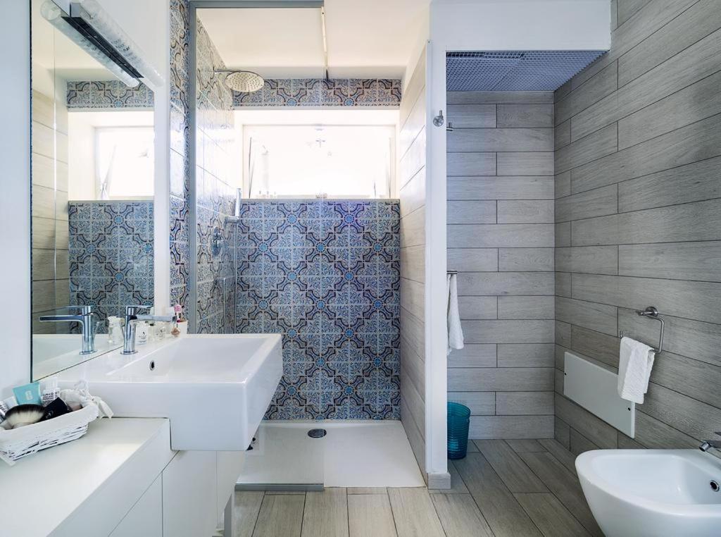 Isola Bella Infinity Suites