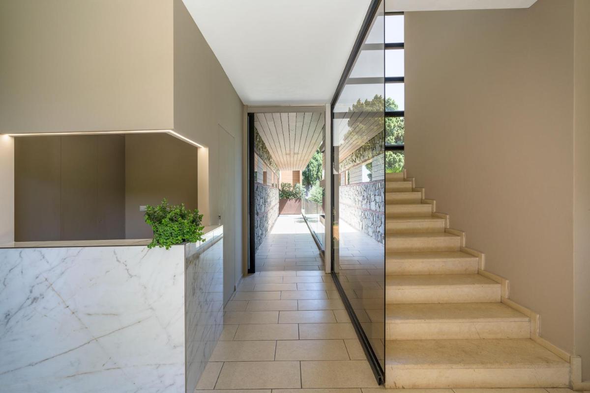 Isola Bella Infinity Suites