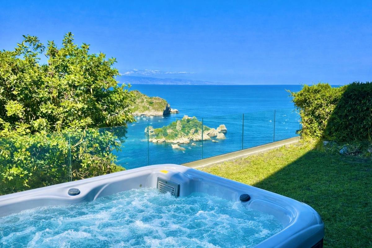Isola Bella Infinity Suites