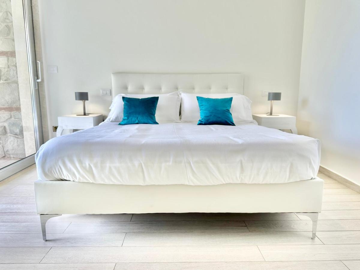 Isola Bella Infinity Suites