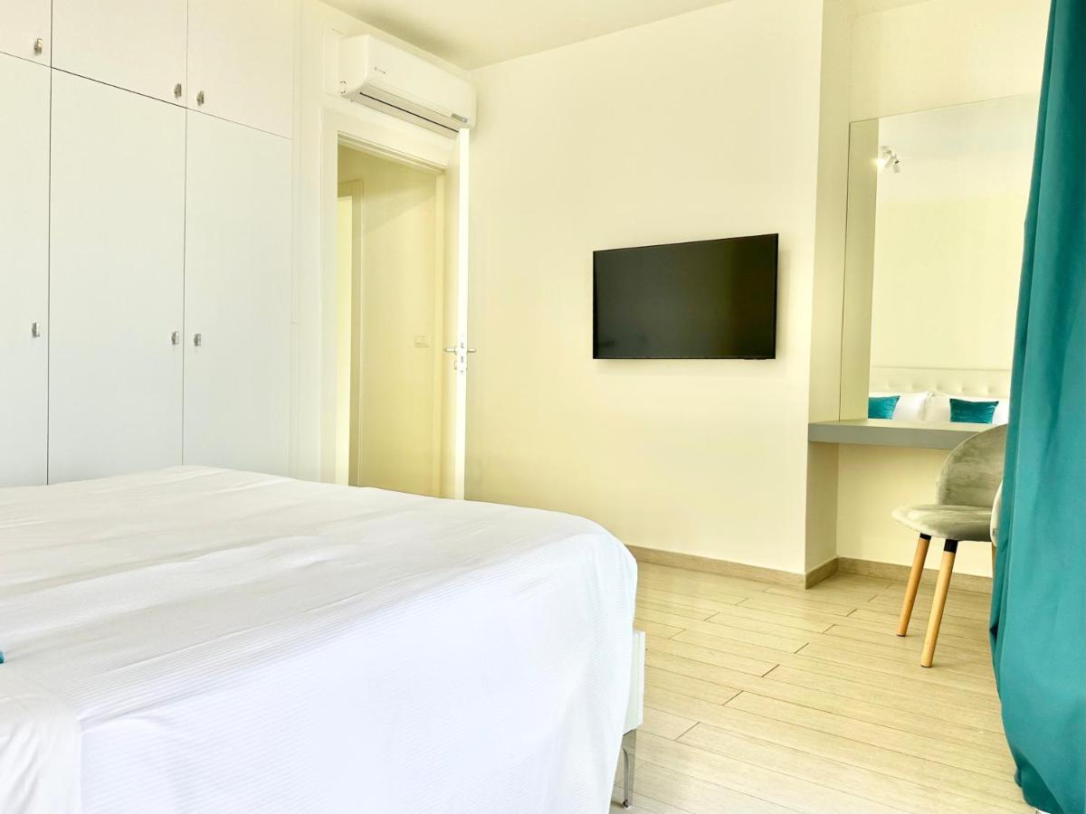 Isola Bella Infinity Suites