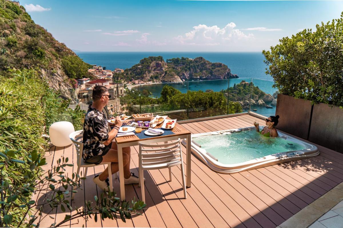Isola Bella Infinity Suites