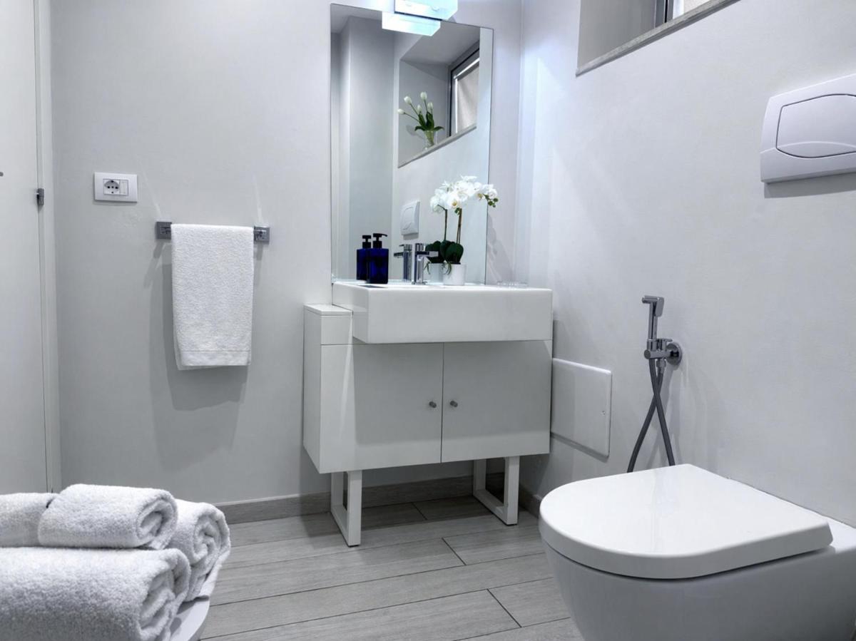 Isola Bella Infinity Suites