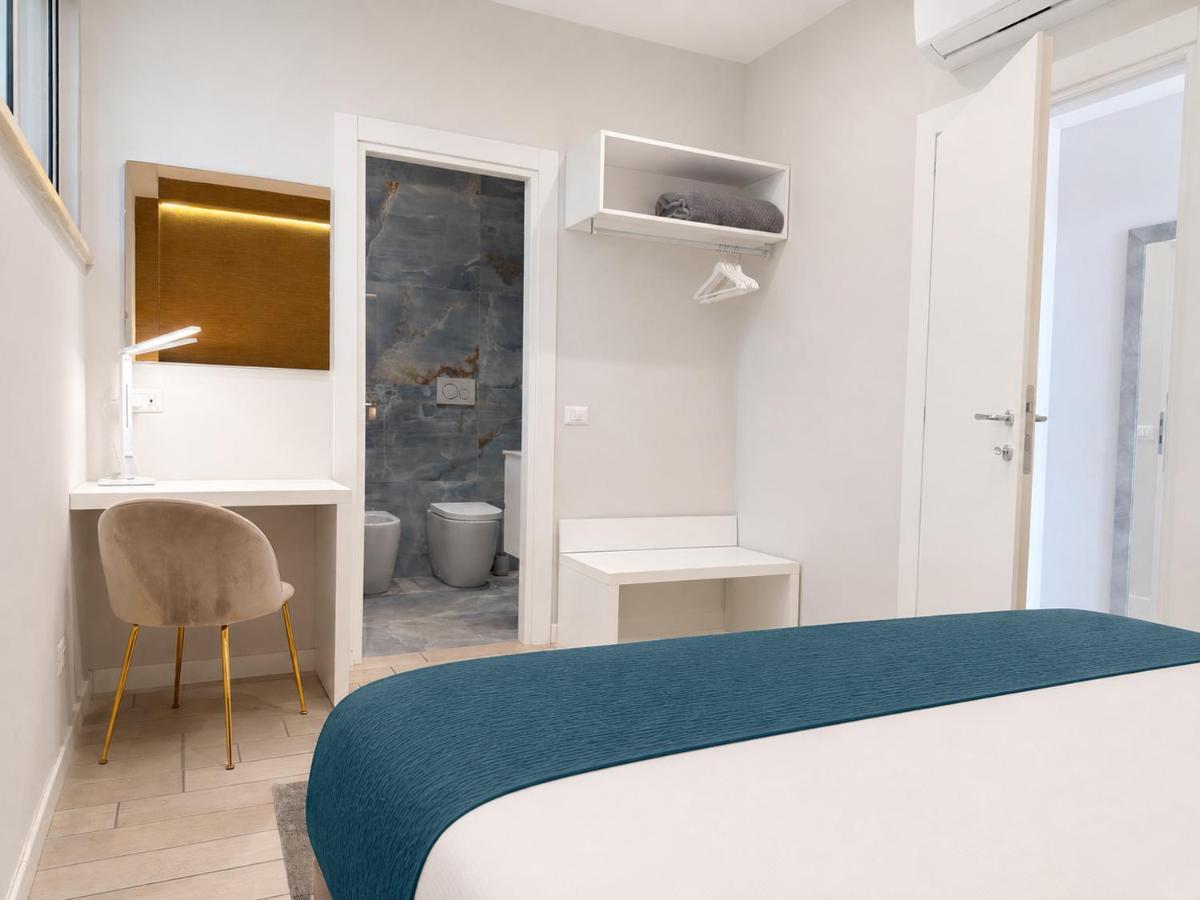 Isola Bella Infinity Suites