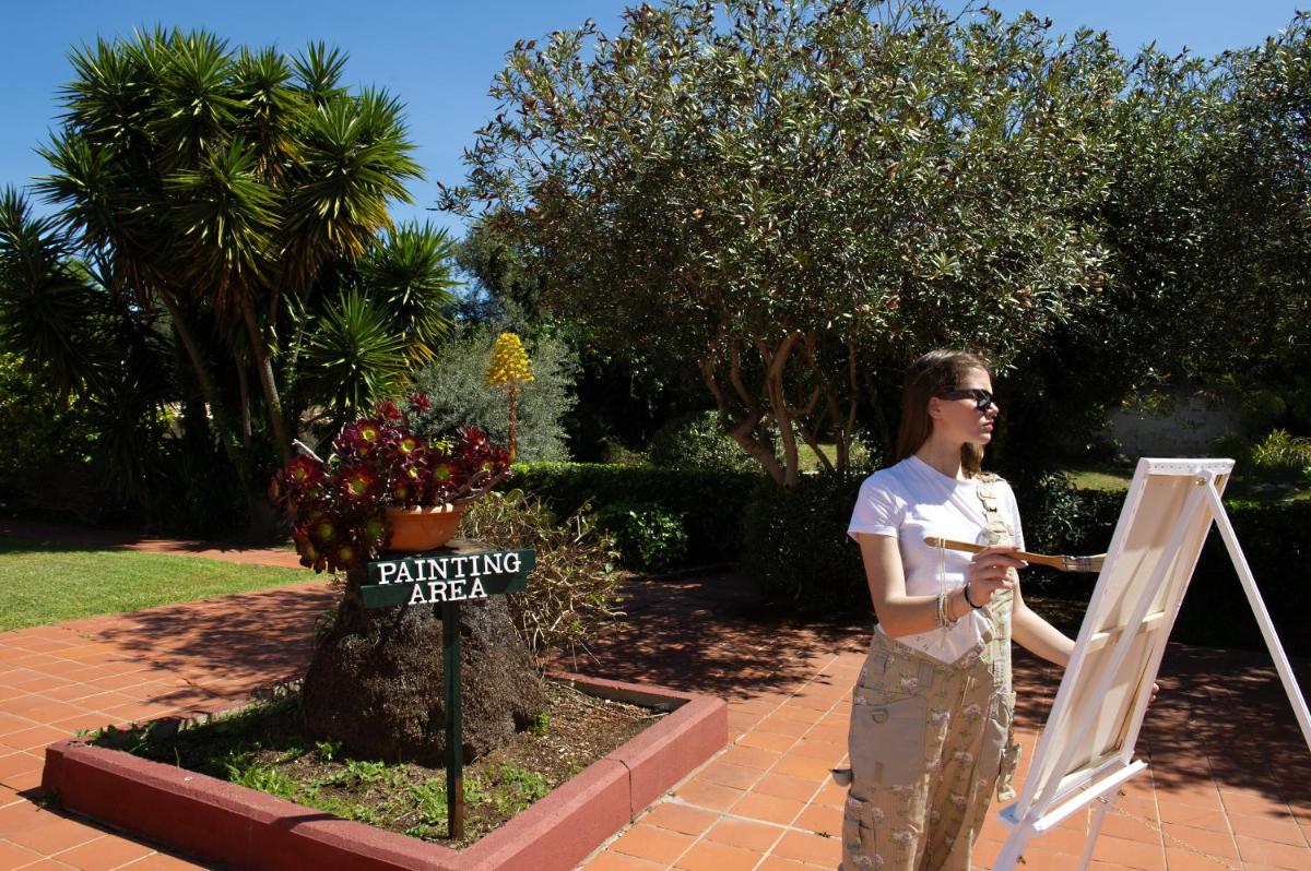 Isola Charm B&B - Pool & Nature Stay