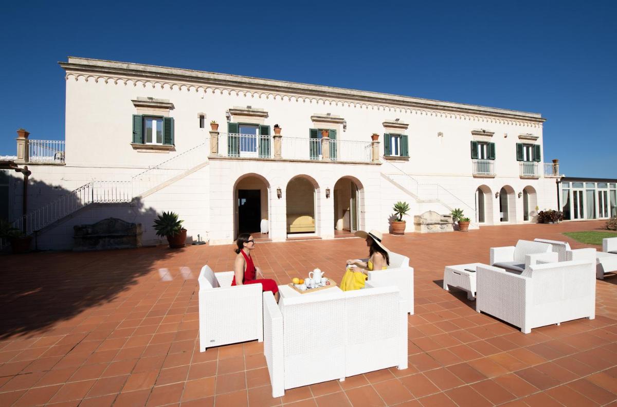 Isola Charm B&B - Pool & Nature Stay