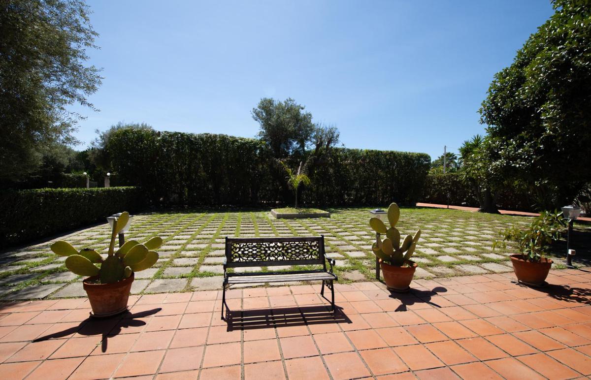 Isola Charm B&B - Pool & Nature Stay