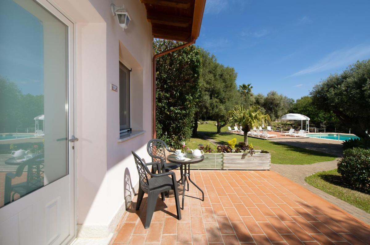 Isola Charm B&B - Pool & Nature Stay