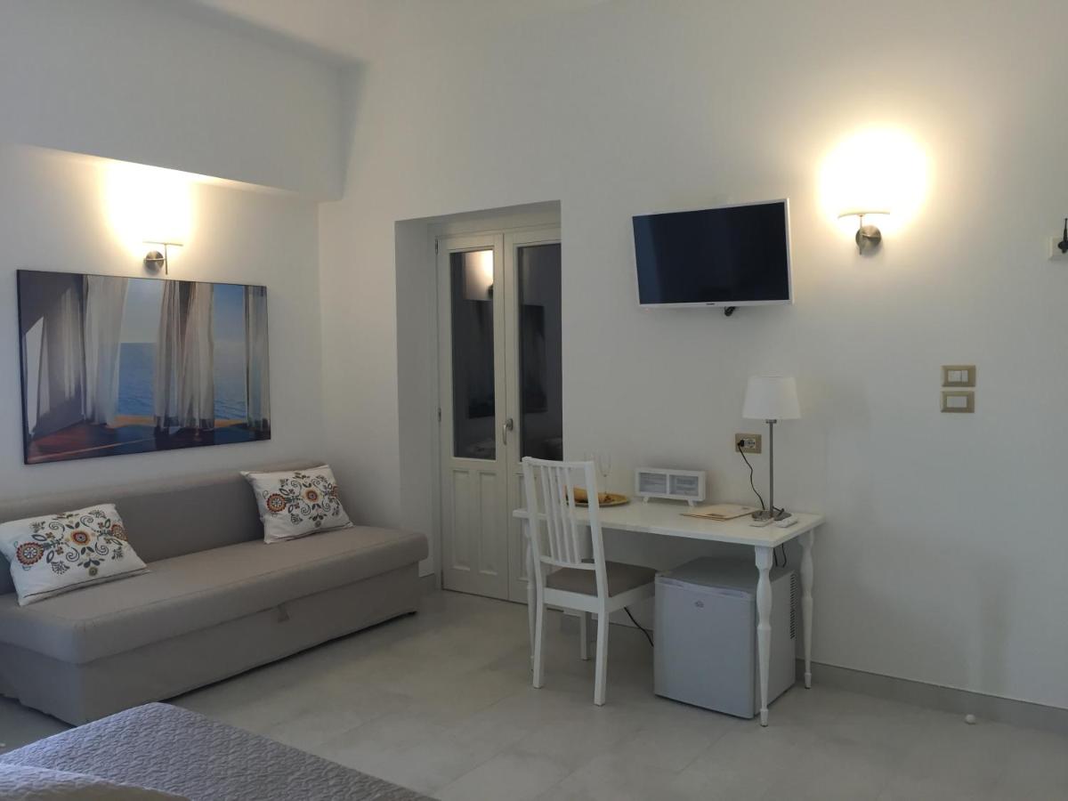 Isola Charm B&B - Pool & Nature Stay