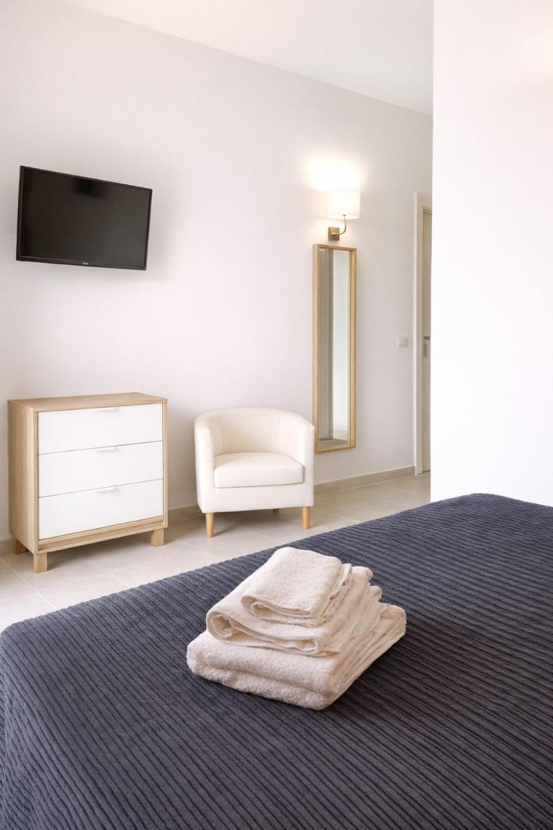 Isola Charm B&B - Pool & Nature Stay