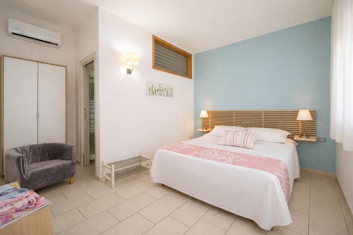 Isola Charm B&B - Pool & Nature Stay