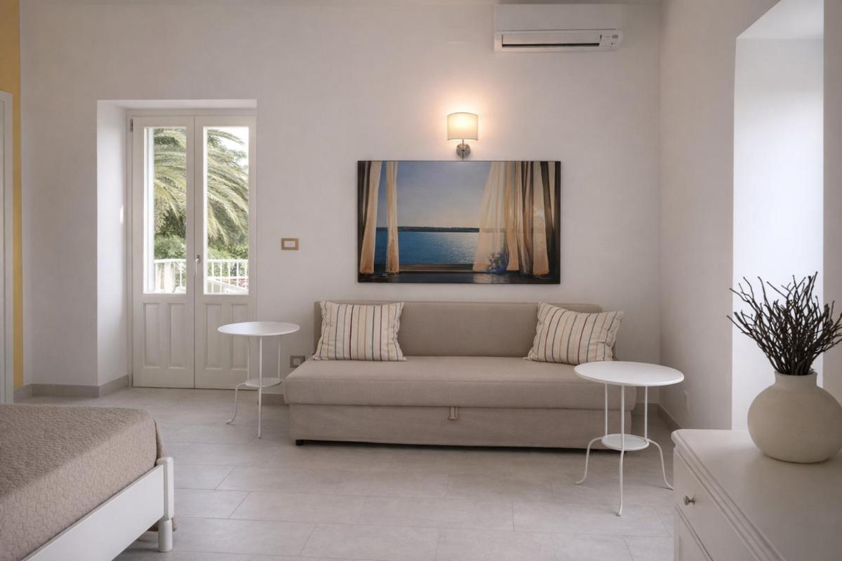 Isola Charm B&B - Pool & Nature Stay