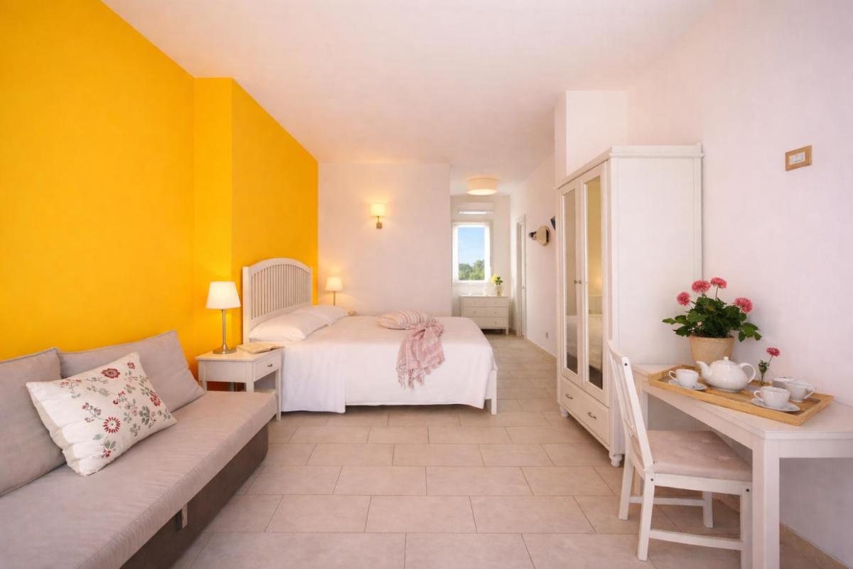 Isola Charm B&B - Pool & Nature Stay