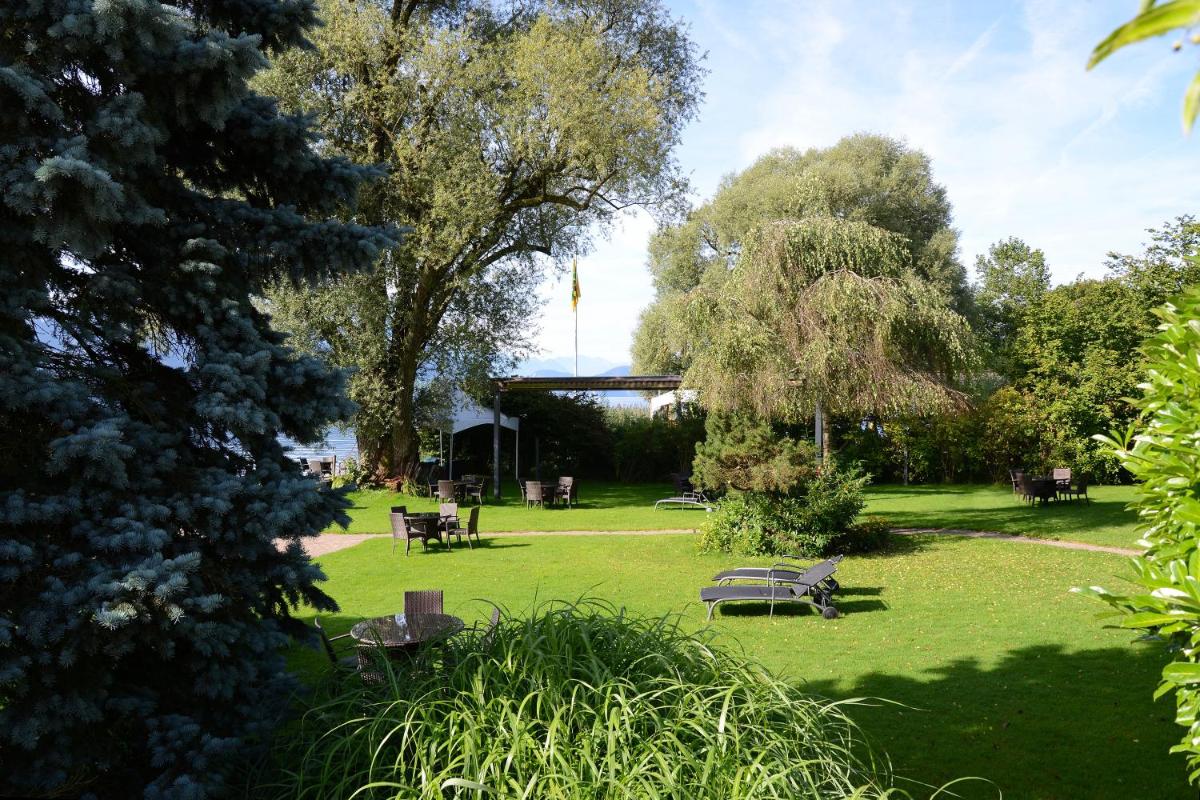 Jagd-Schloss - Swiss-Chalet Merlischachen