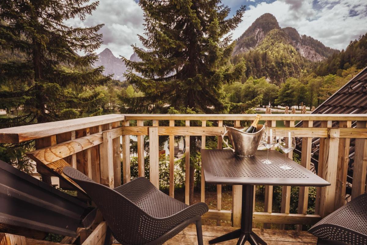 JASNA NATUR Resort by the lake