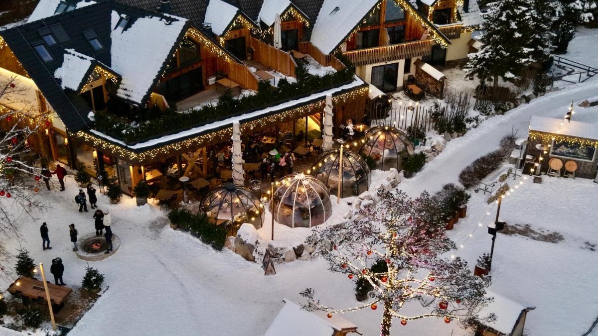 JASNA NATUR Resort by the lake