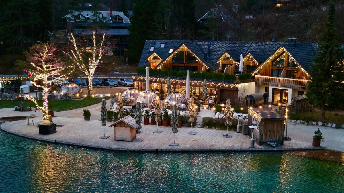 JASNA NATUR Resort by the lake