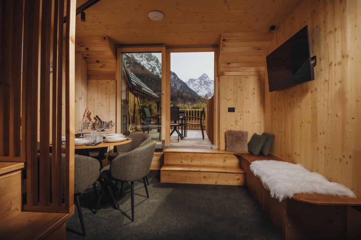 JASNA NATUR Resort by the lake