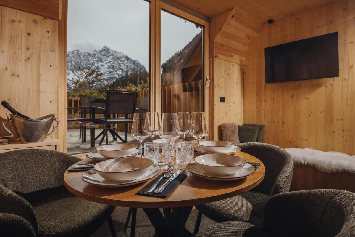 JASNA NATUR Resort by the lake