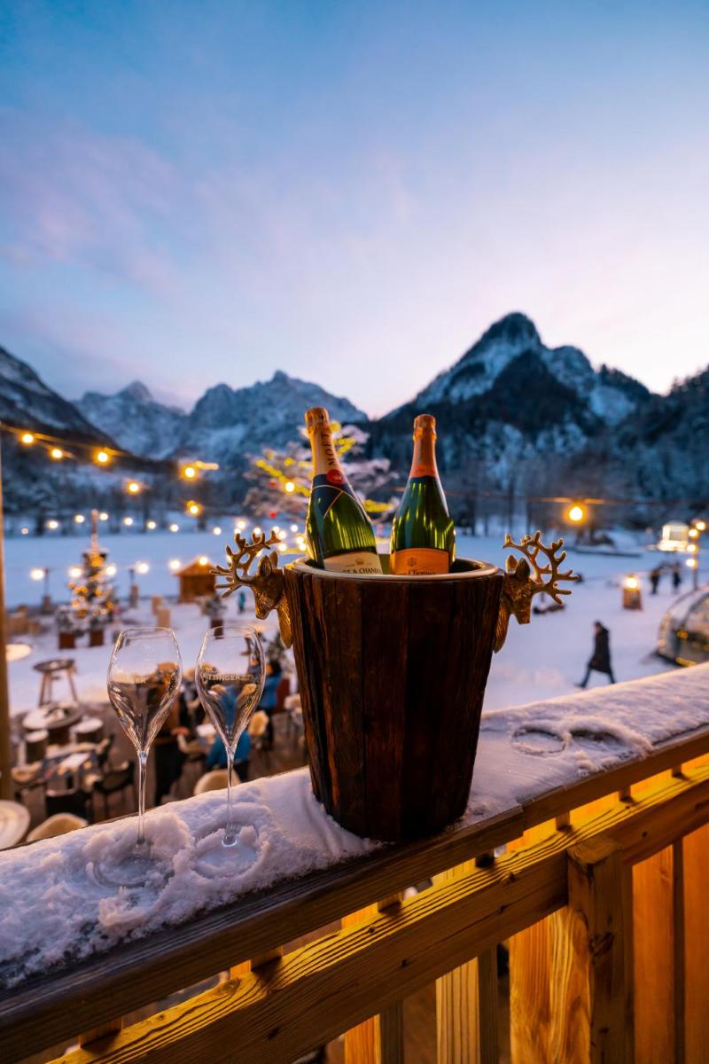 JASNA NATUR Resort by the lake