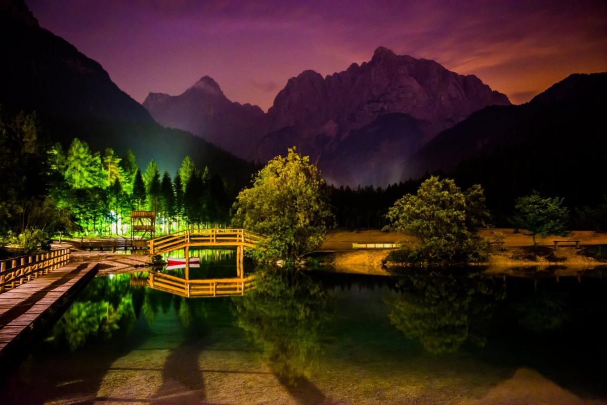 JASNA NATUR Resort by the lake