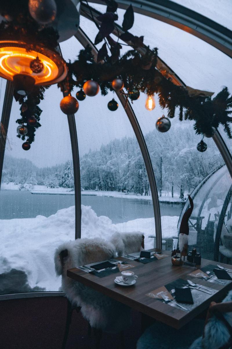 JASNA NATUR Resort by the lake