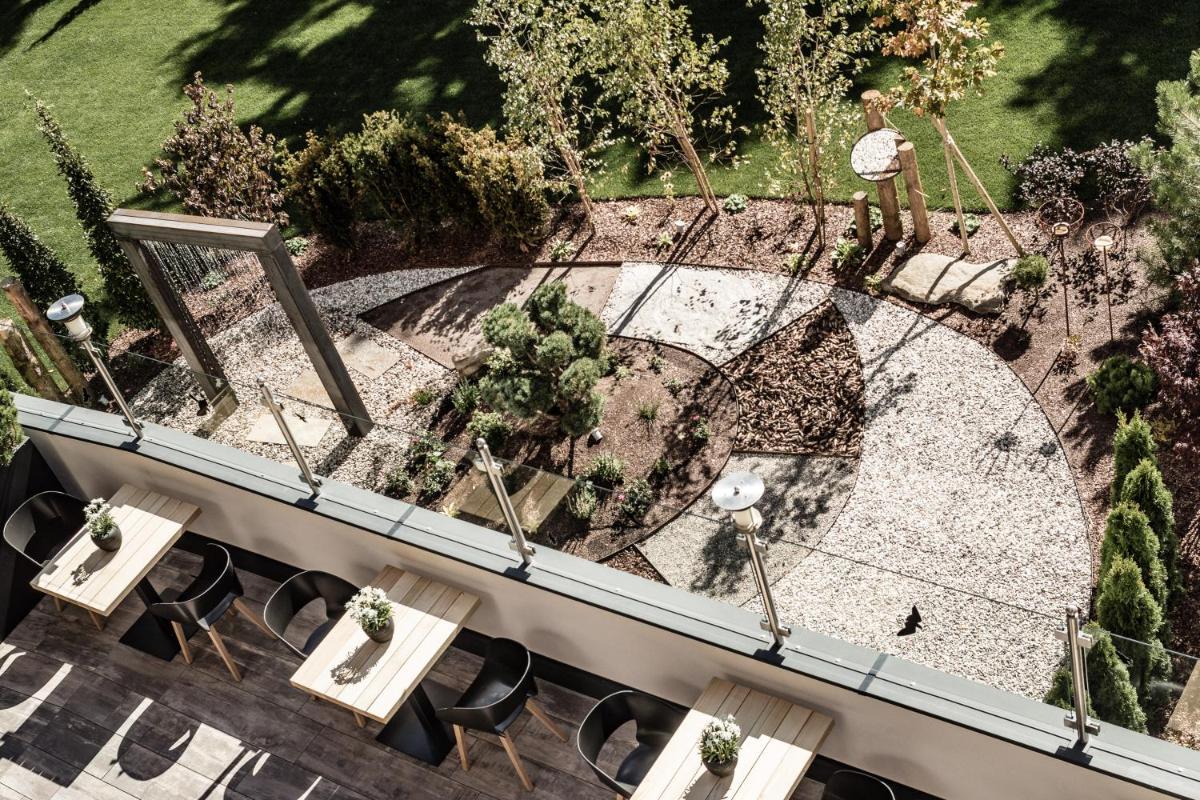 Josef Mountain Resort