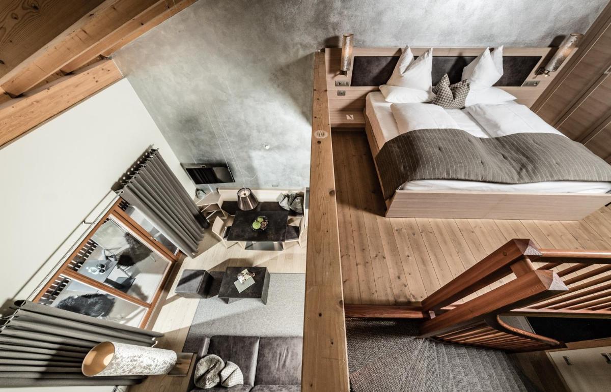 Josef Mountain Resort