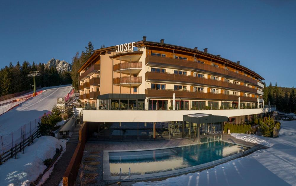 Josef Mountain Resort