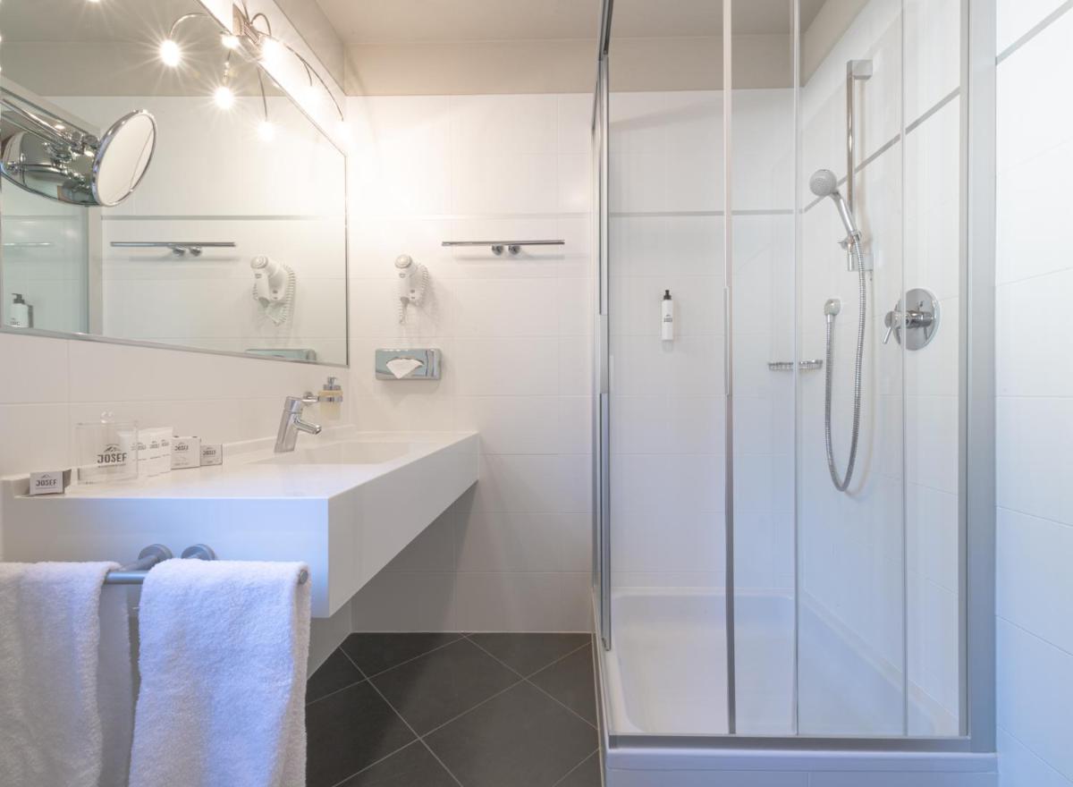 Josef Mountain Resort