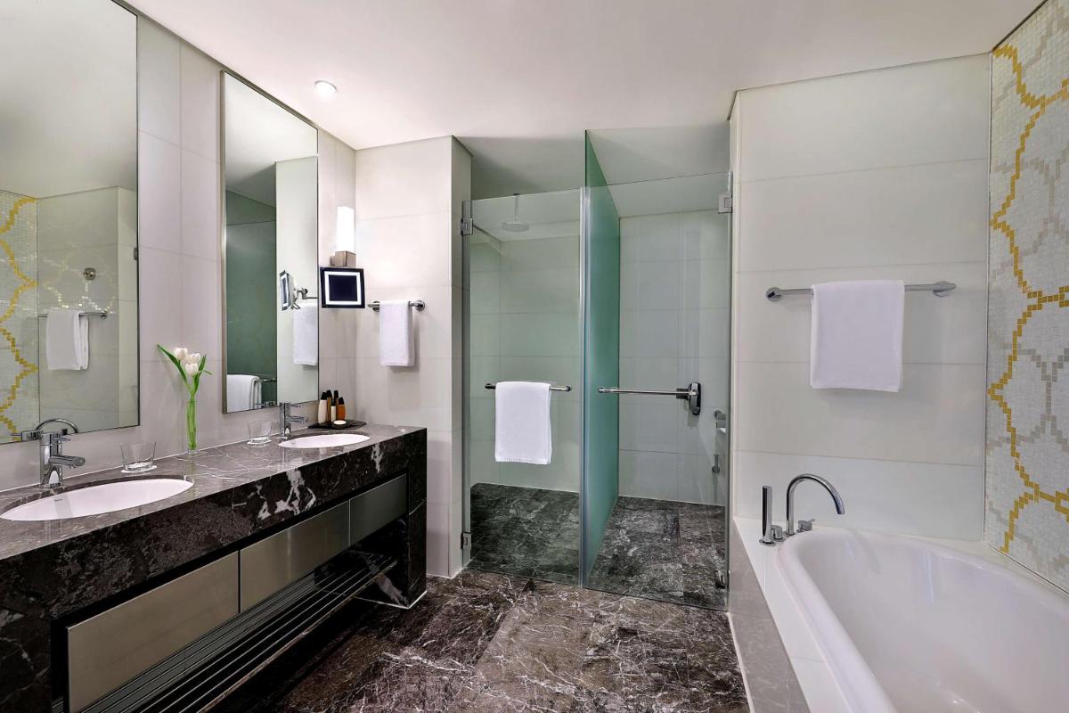Conrad Abu Dhabi Etihad Towers