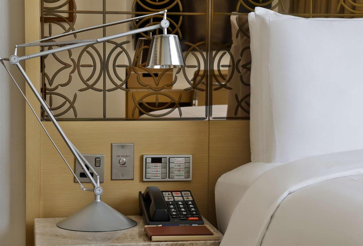 Conrad Abu Dhabi Etihad Towers