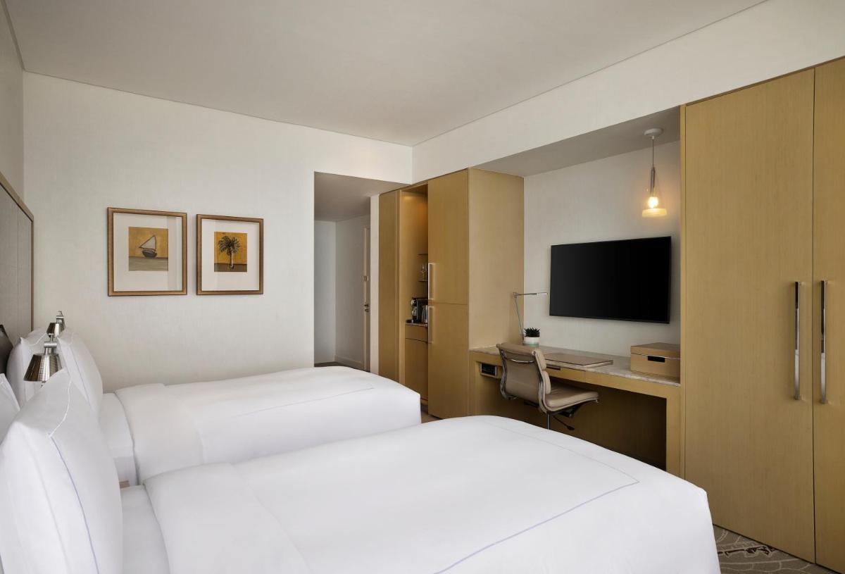 Conrad Abu Dhabi Etihad Towers