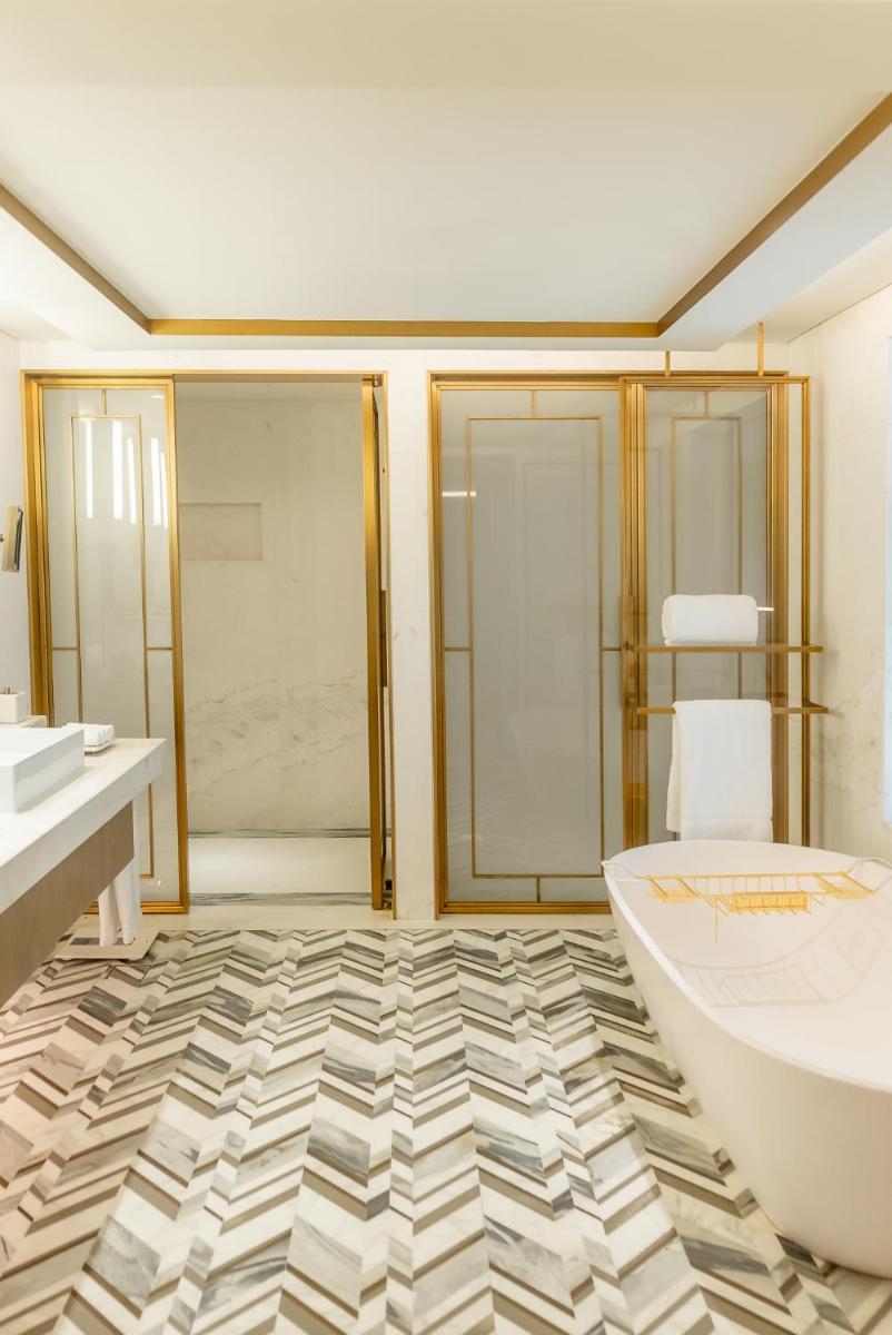 Jumeirah Beach Hotel Dubai